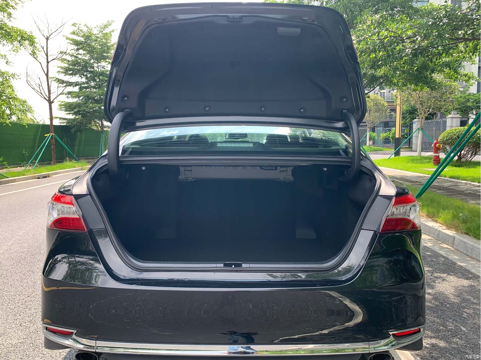 Toyota Camry, 2023 24