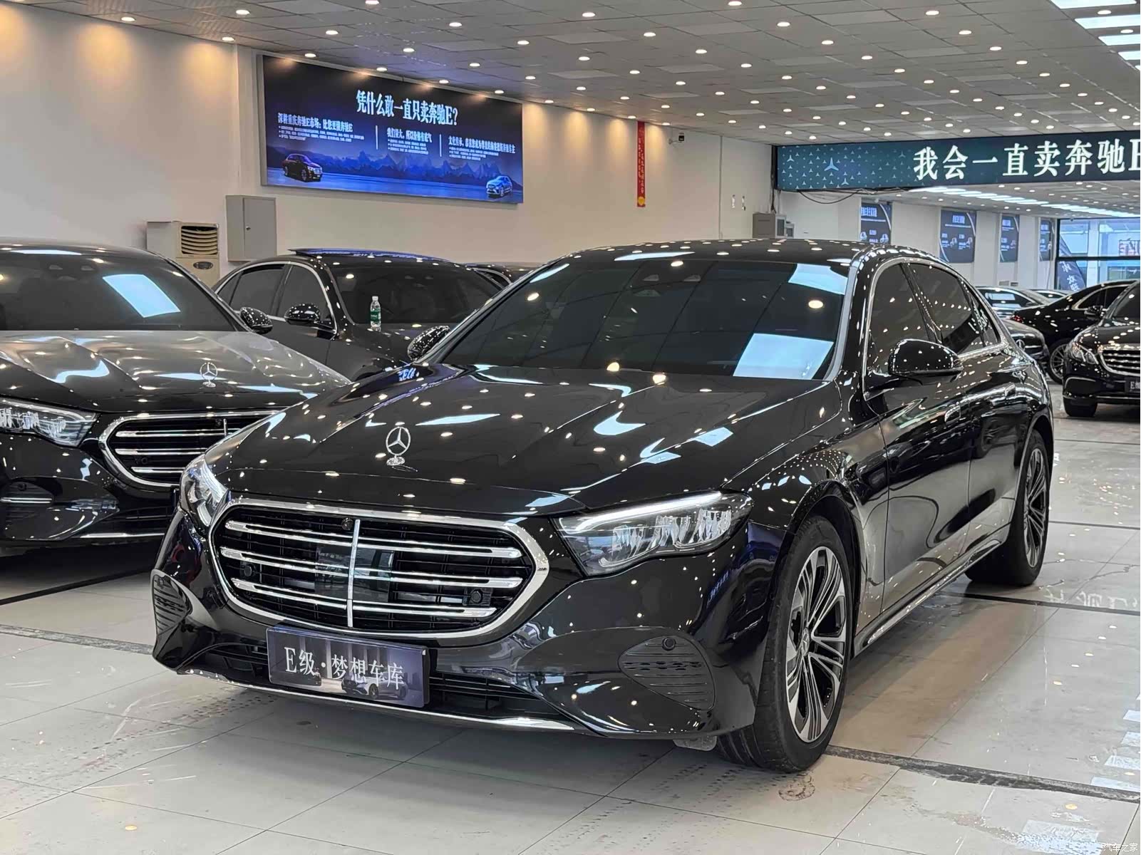 Mercedes-Benz E-Class, 2024 3