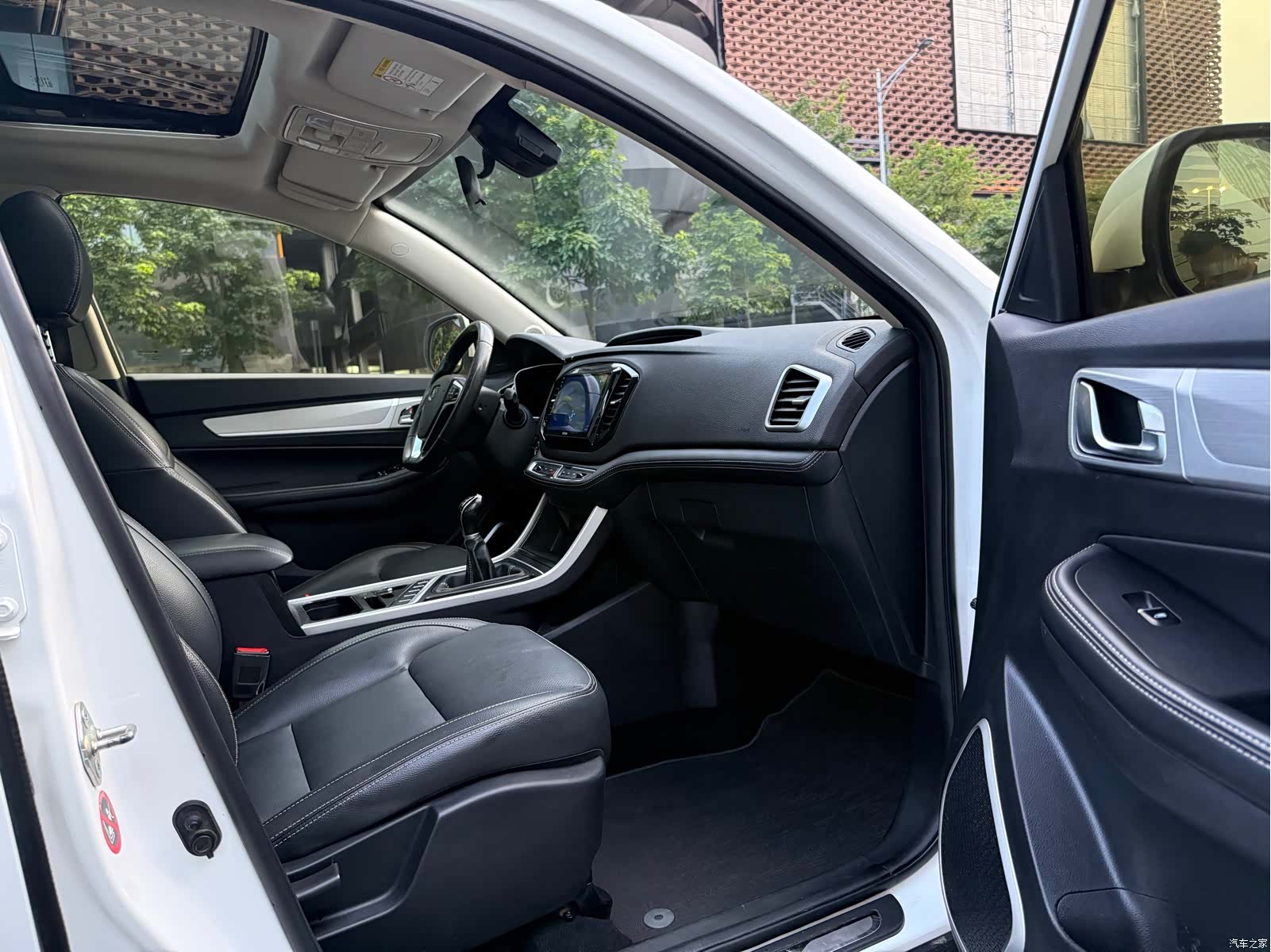 Geely X6, 2019 14