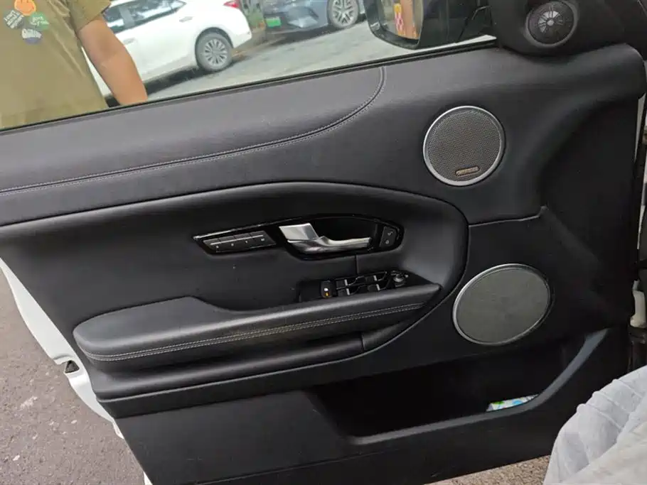 Land Rover Range Rover Aurora