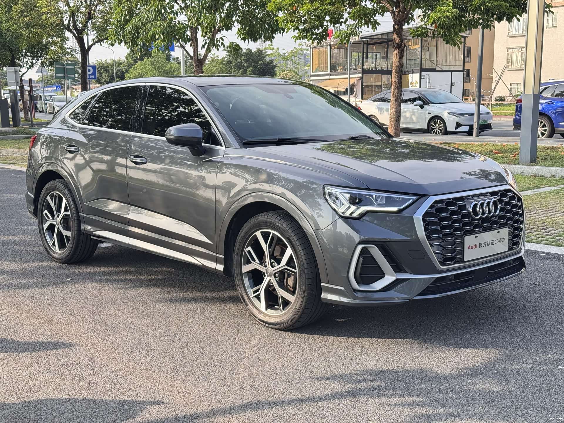 Audi Q3, 2021 9