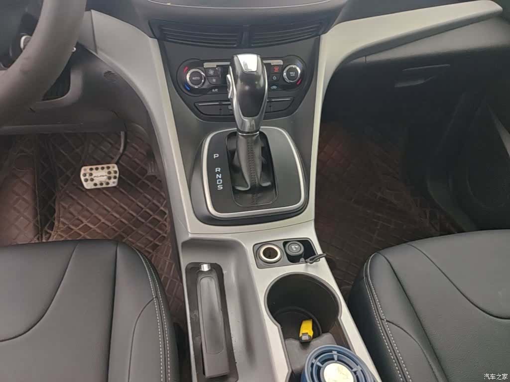 Ford Kuga, 2016 14