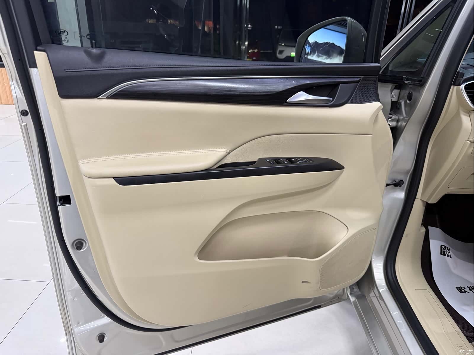 Buick GL8, 2022 22