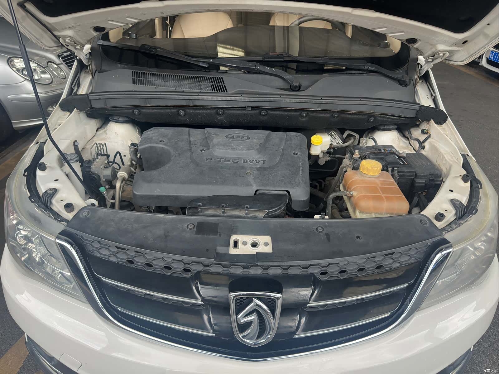 Wuling 730, 2016 8