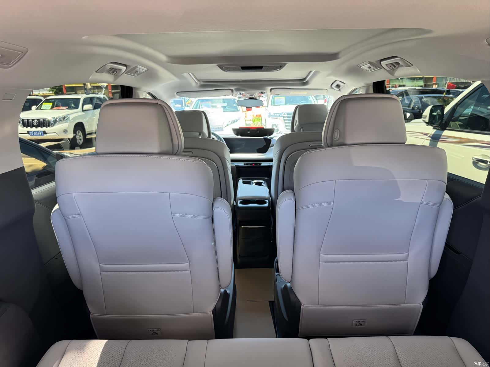 Buick GL8, 2026 10