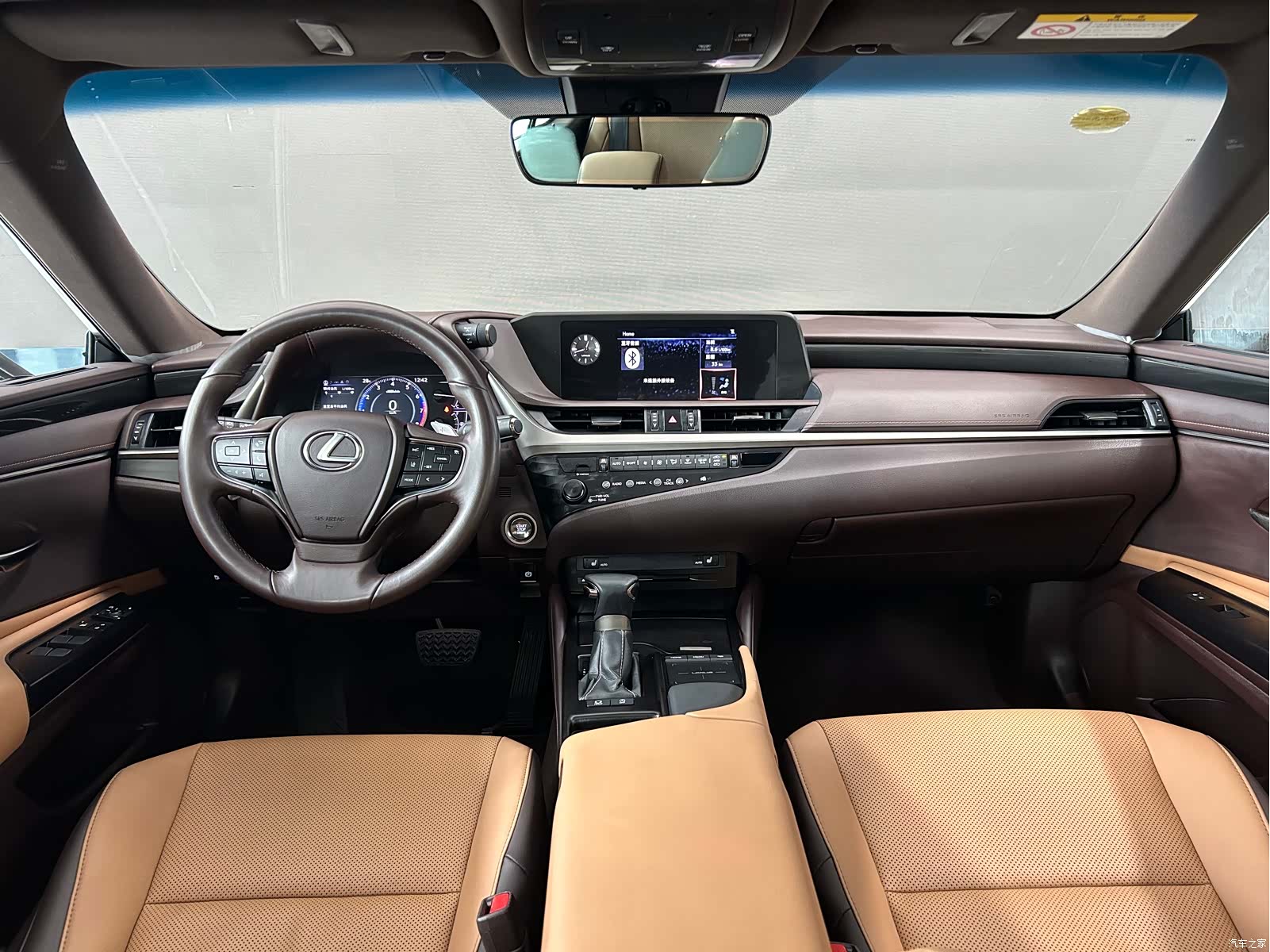 Lexus ES, 2019 6