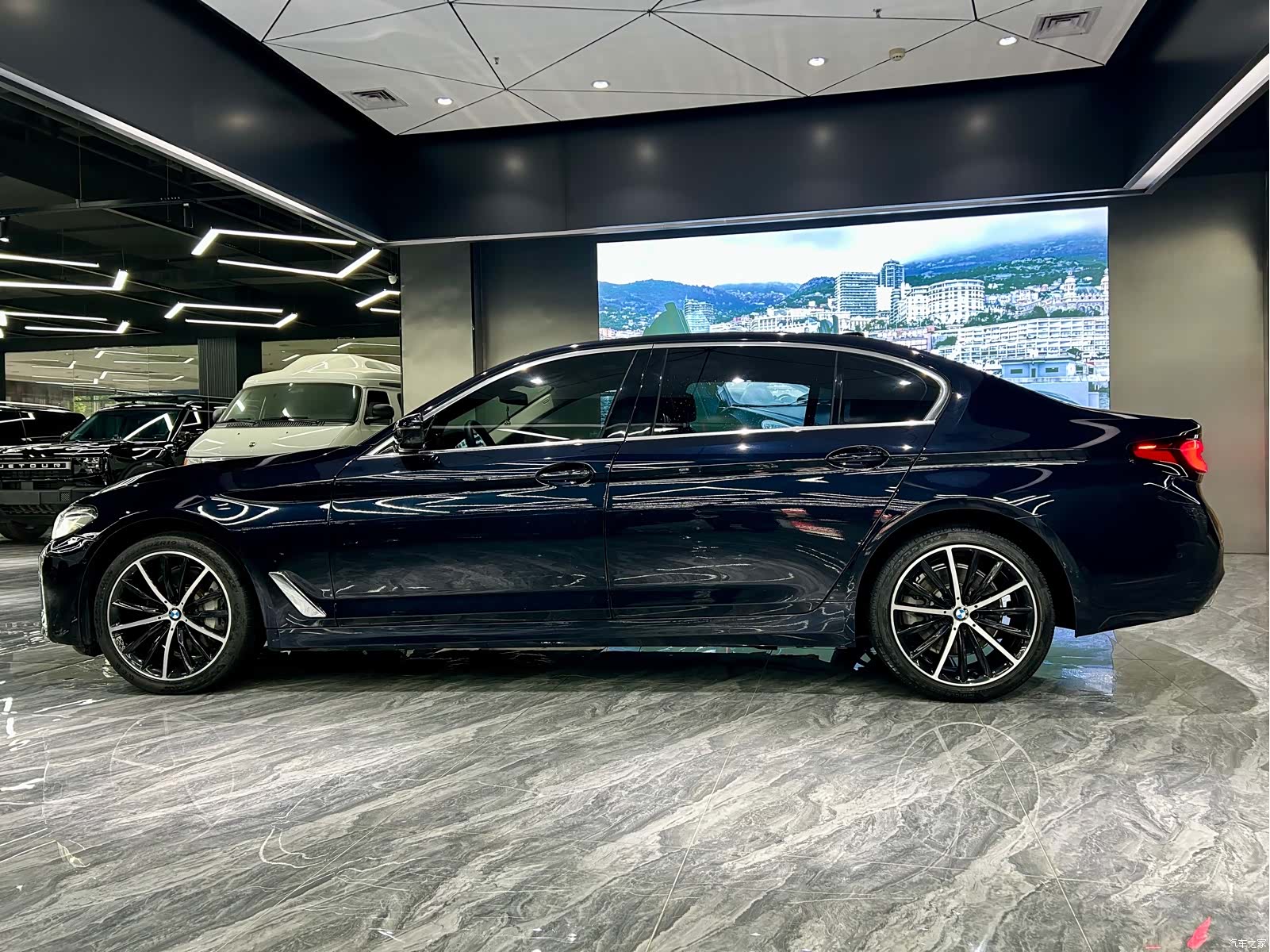 BMW 5 Series, 2021 8