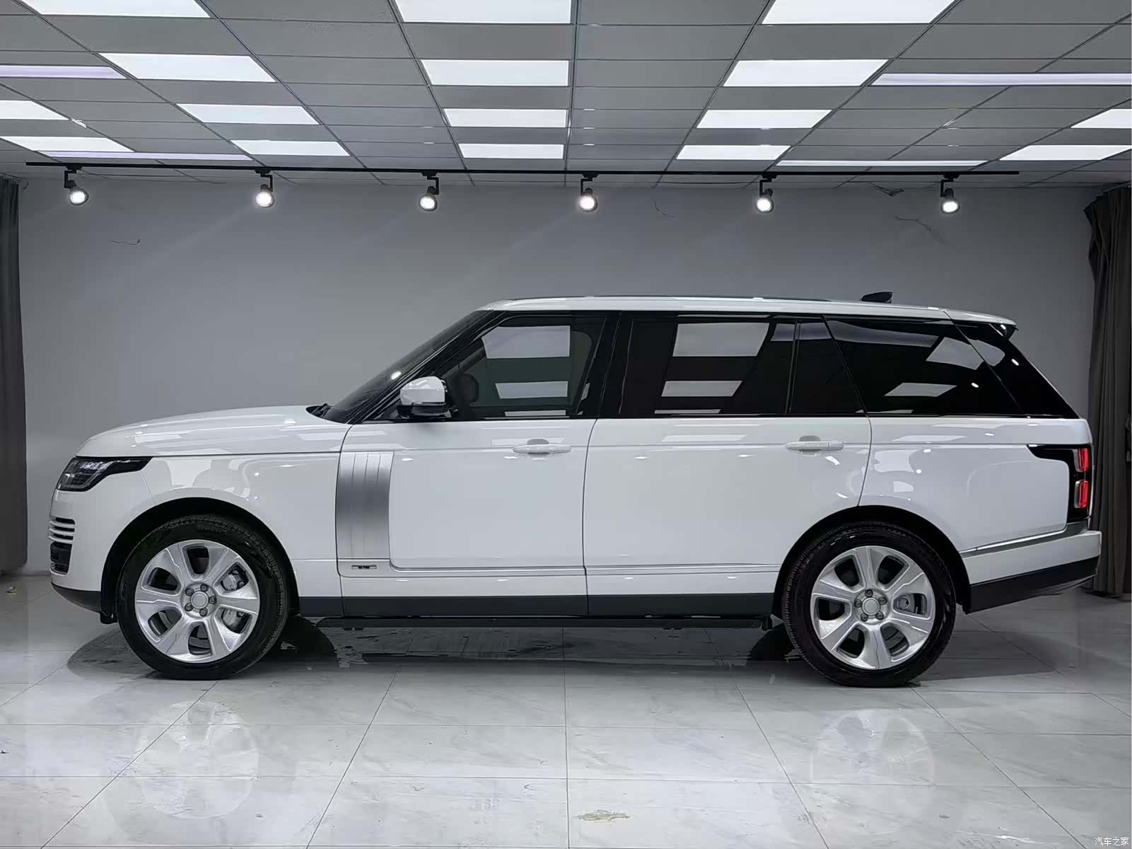 Land Rover Range Rover, 2020 10