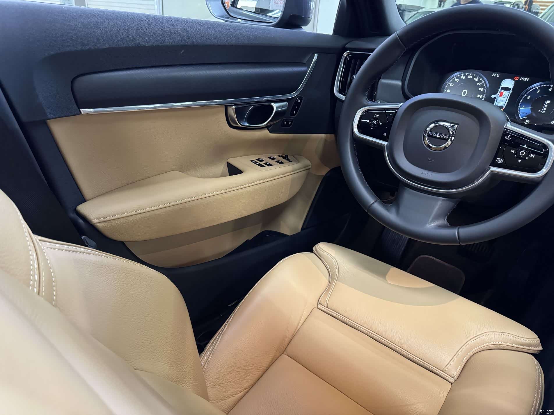 Volvo V90, 2017 11