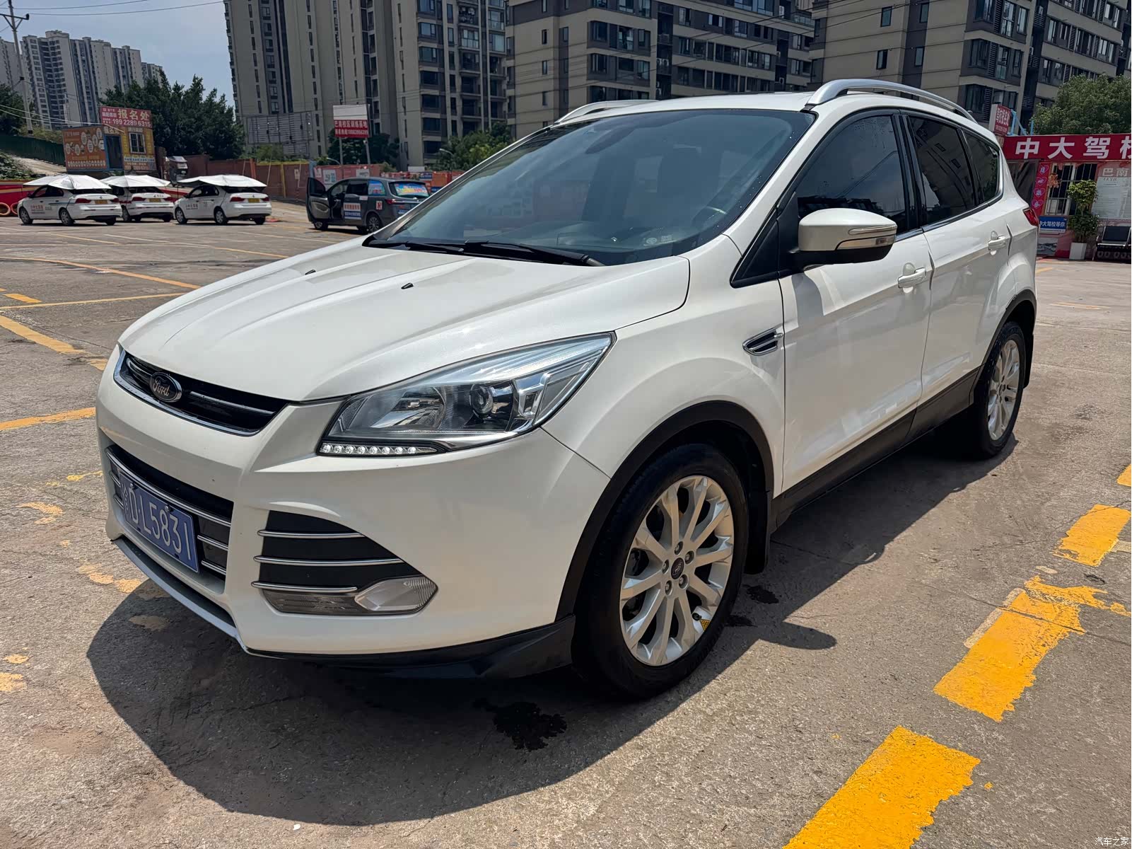 Ford Kuga, 2016 3