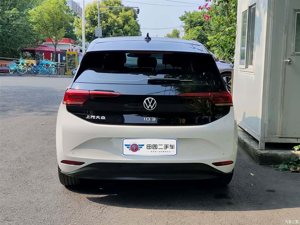 Volkswagen ID.3, 2024 все фото