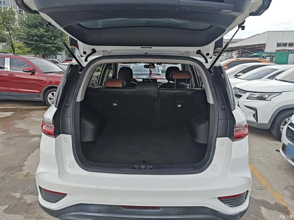 Geely X6, 2020 19