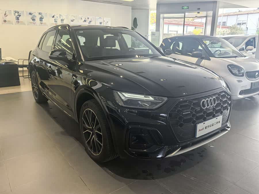 Audi Q5L 2024, фото 2