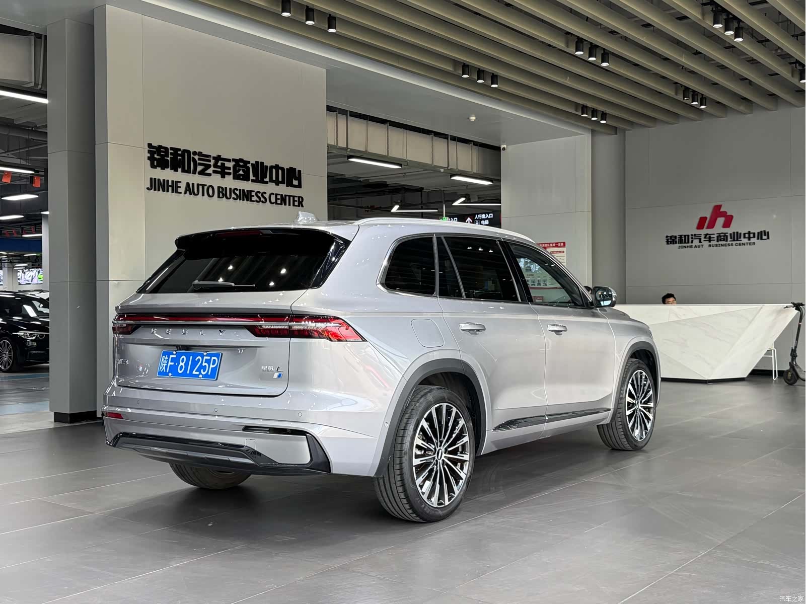Geely Xingyue L, 2023 все фото