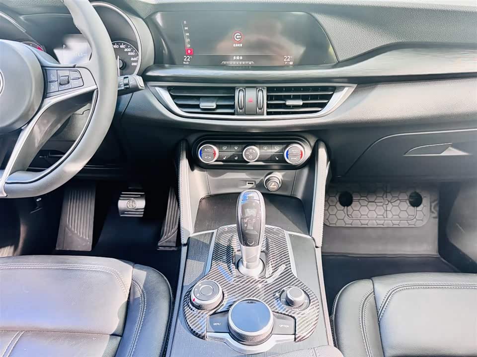 Alfa Romeo Stelvio Alfa Romeo Stelvio