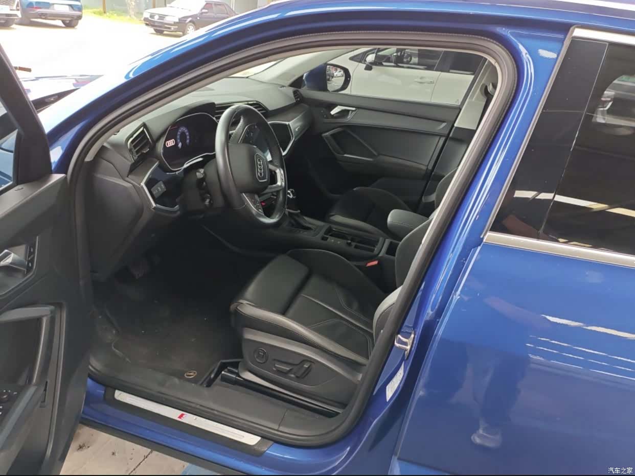 Audi Q3, 2021 все фото