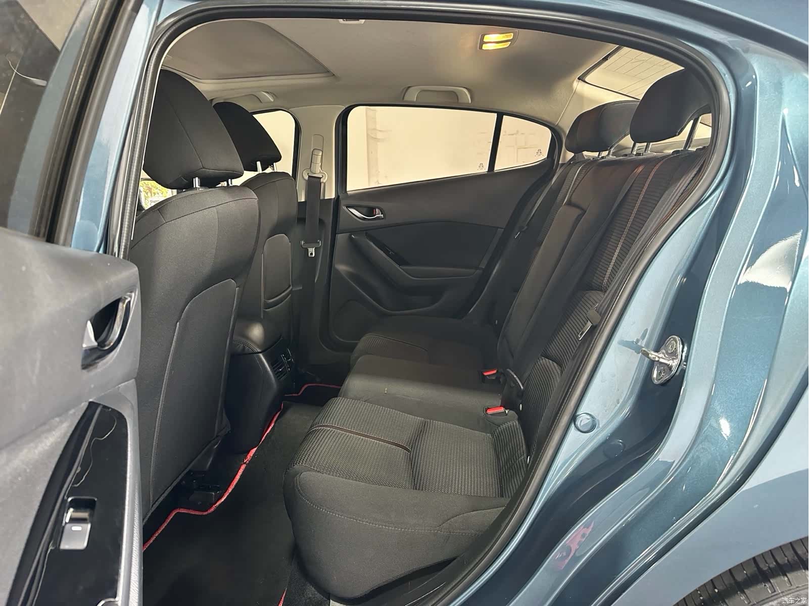 Mazda Mazda3, 2018 6