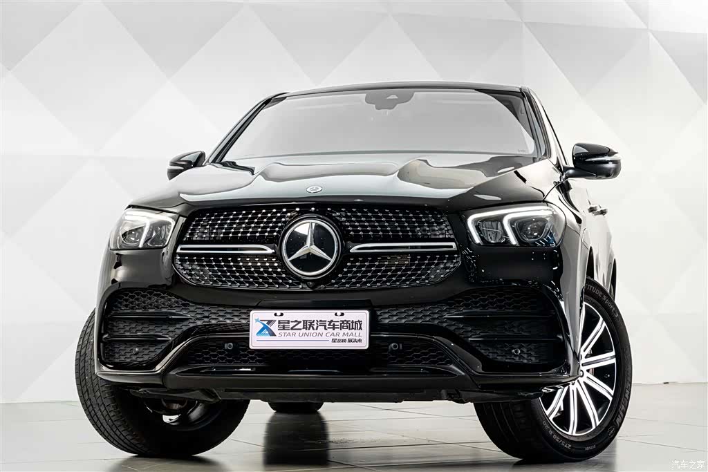 Mercedes-Benz GLE, 2023 3