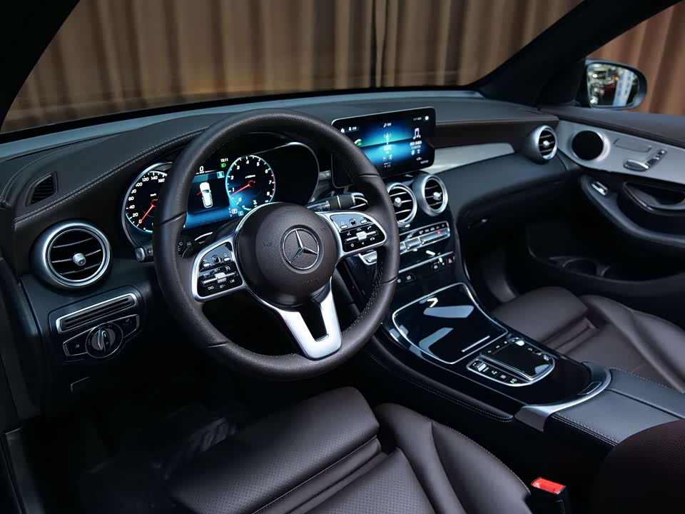 Mercedes-Benz GLC Mercedes-Benz GLC
