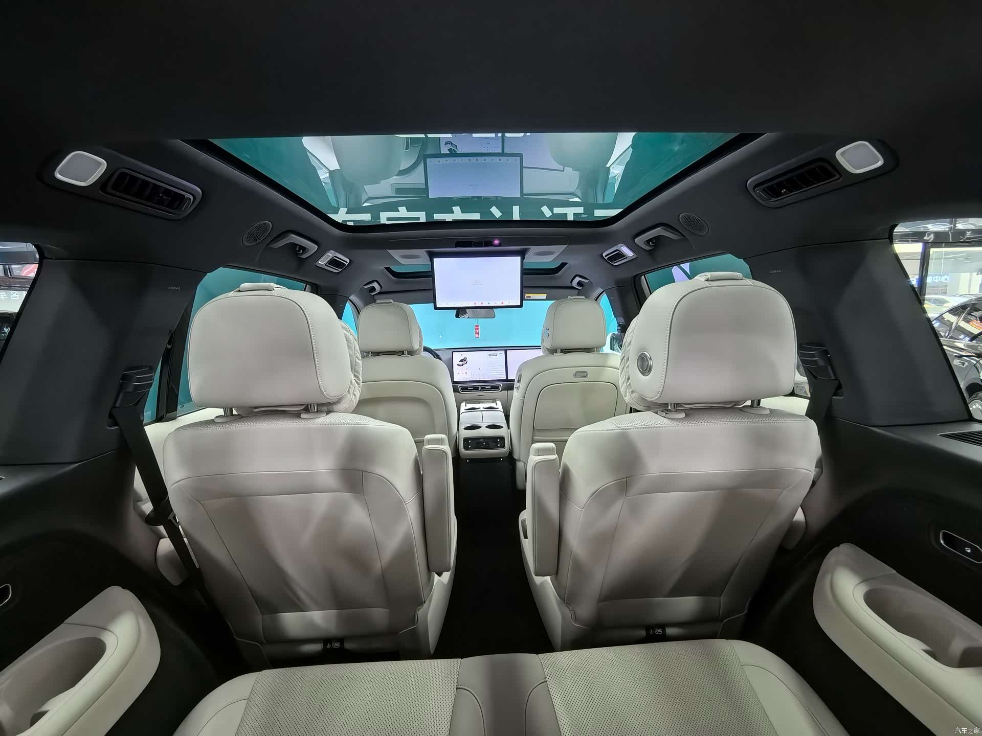 Li Auto L8, 2025 13