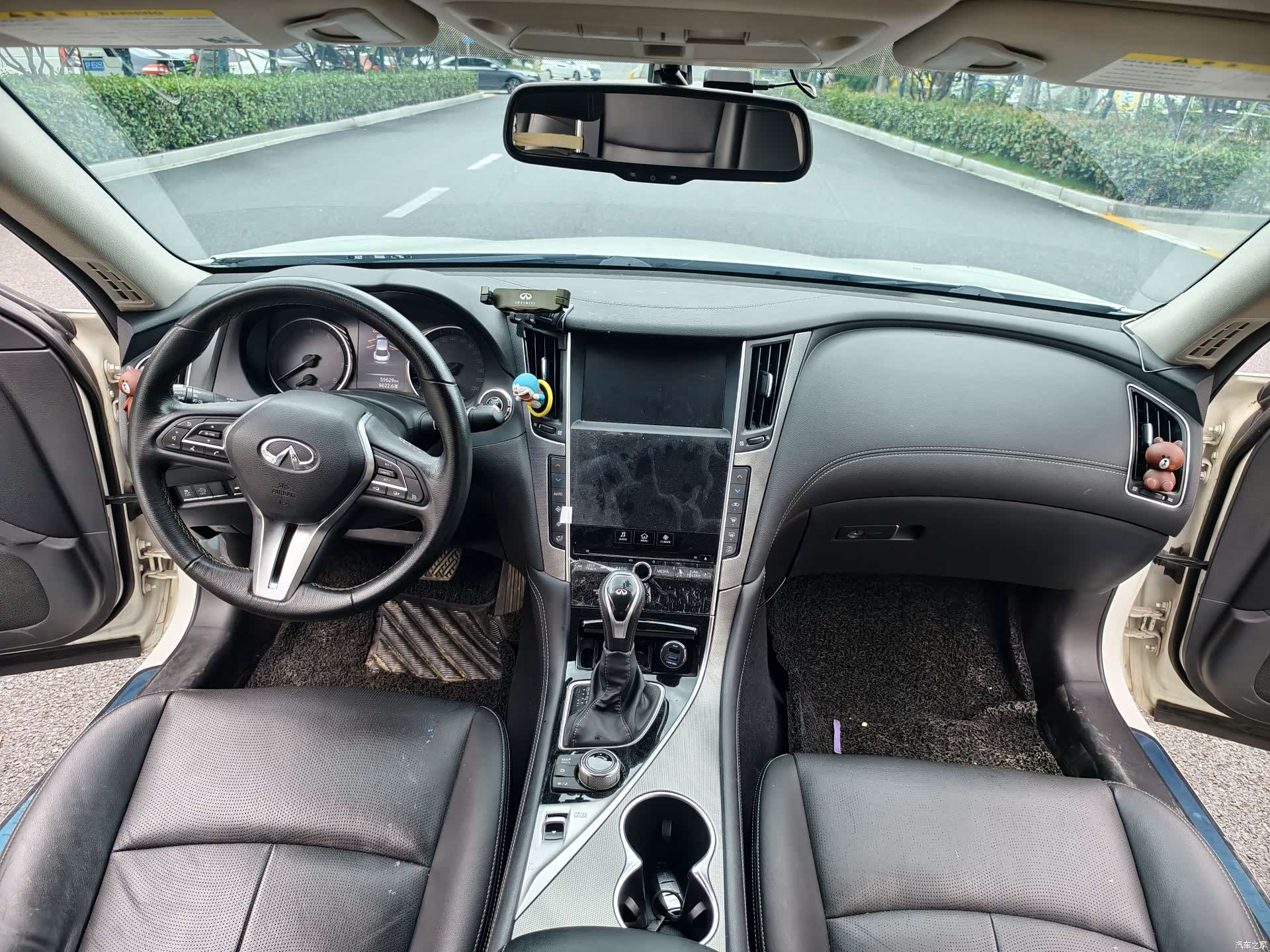 Infiniti Q50L, 2019 12