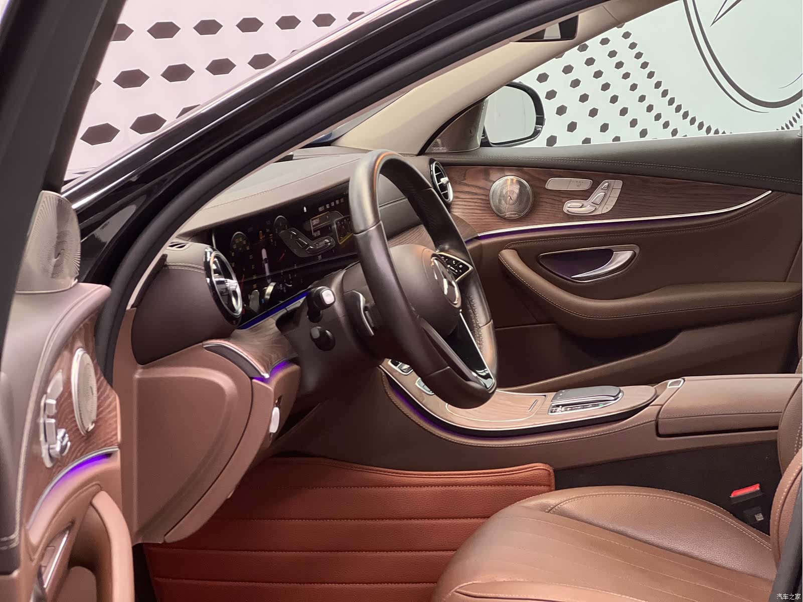 Mercedes-Benz E-Class, 2023 7
