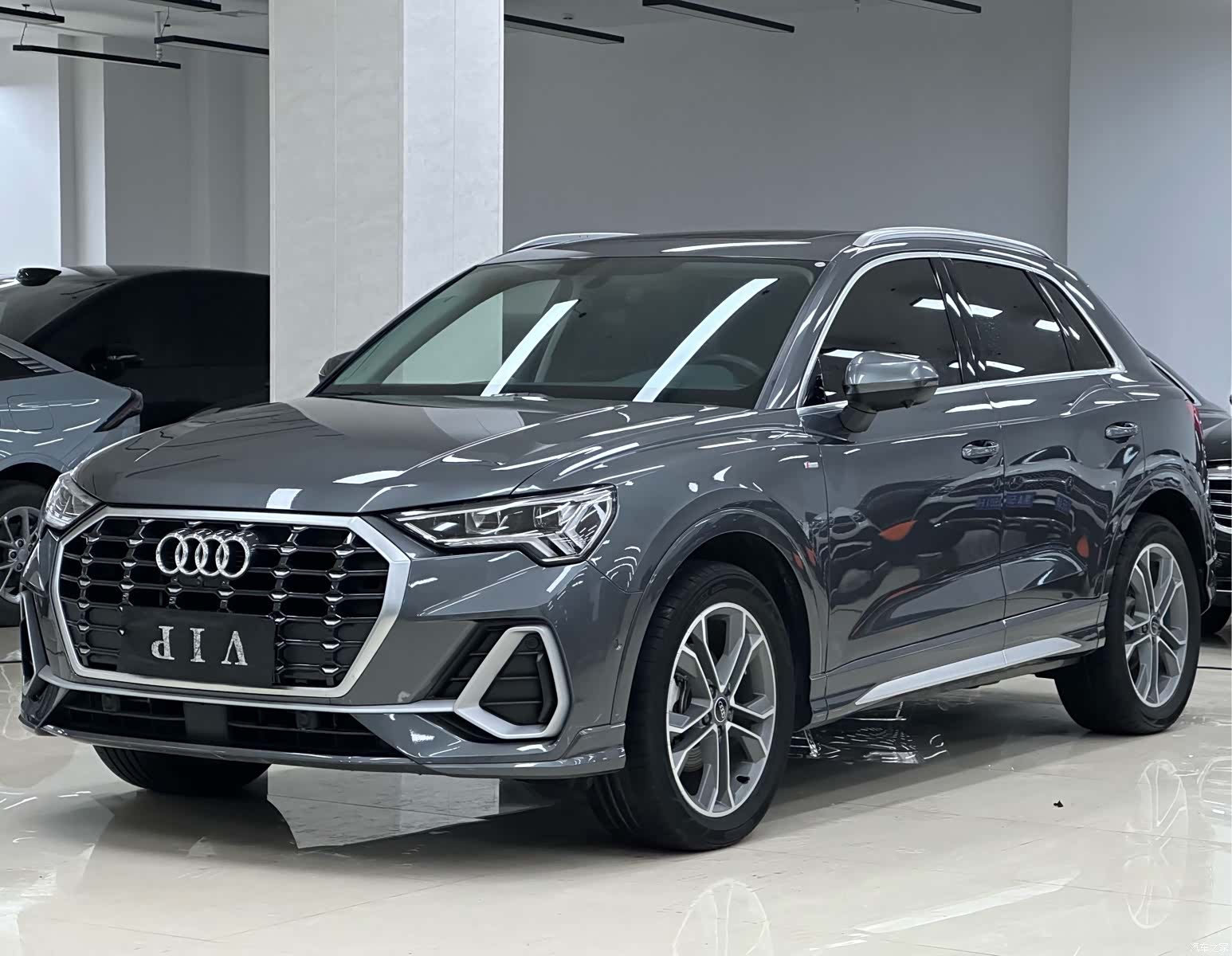 Audi Q3, 2022 1