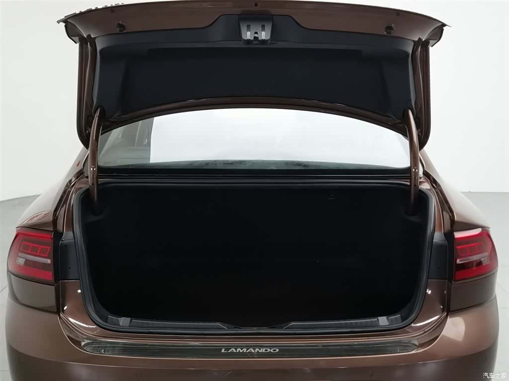 Volkswagen Lamando, 2019 16