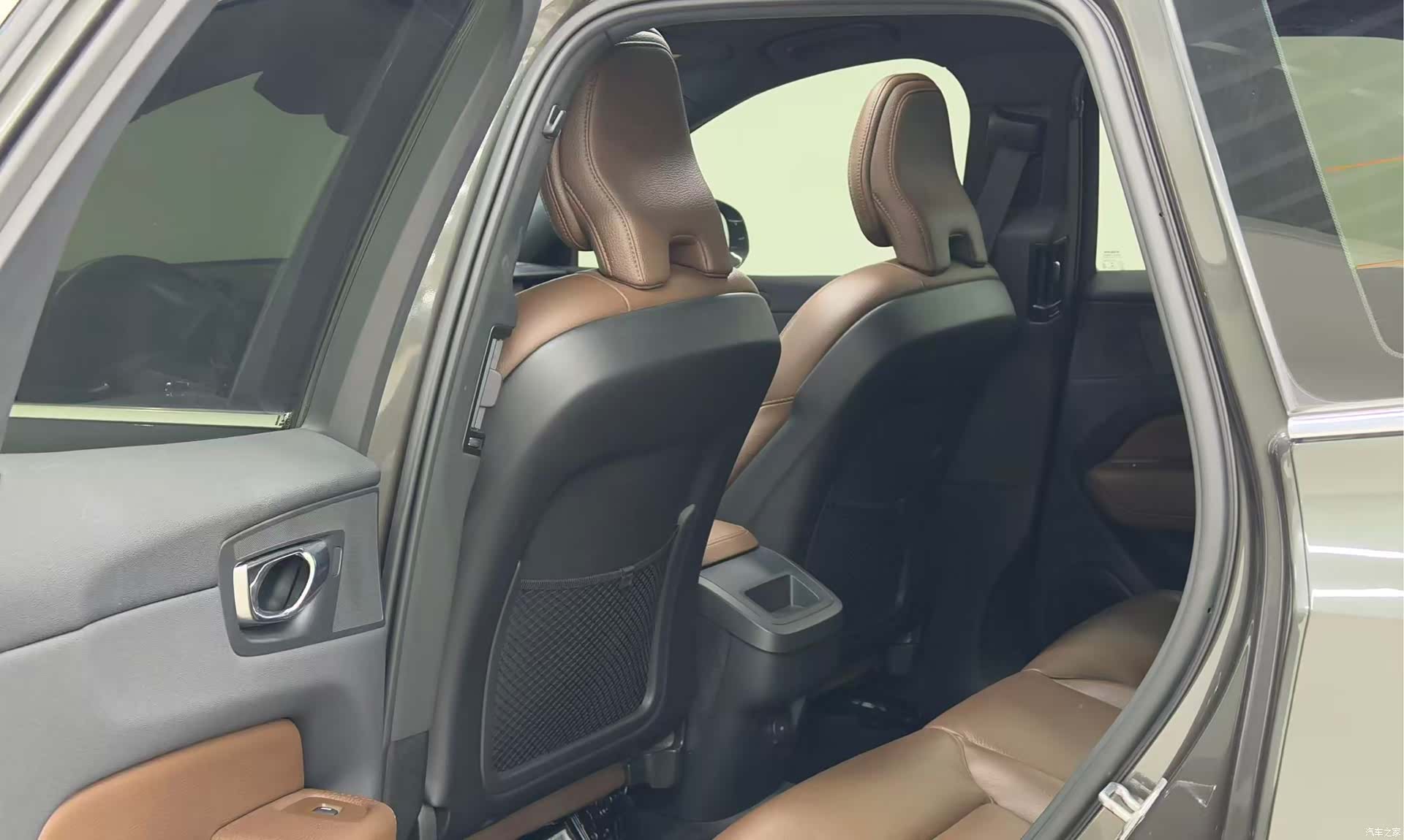 Volvo XC60, 2021 12
