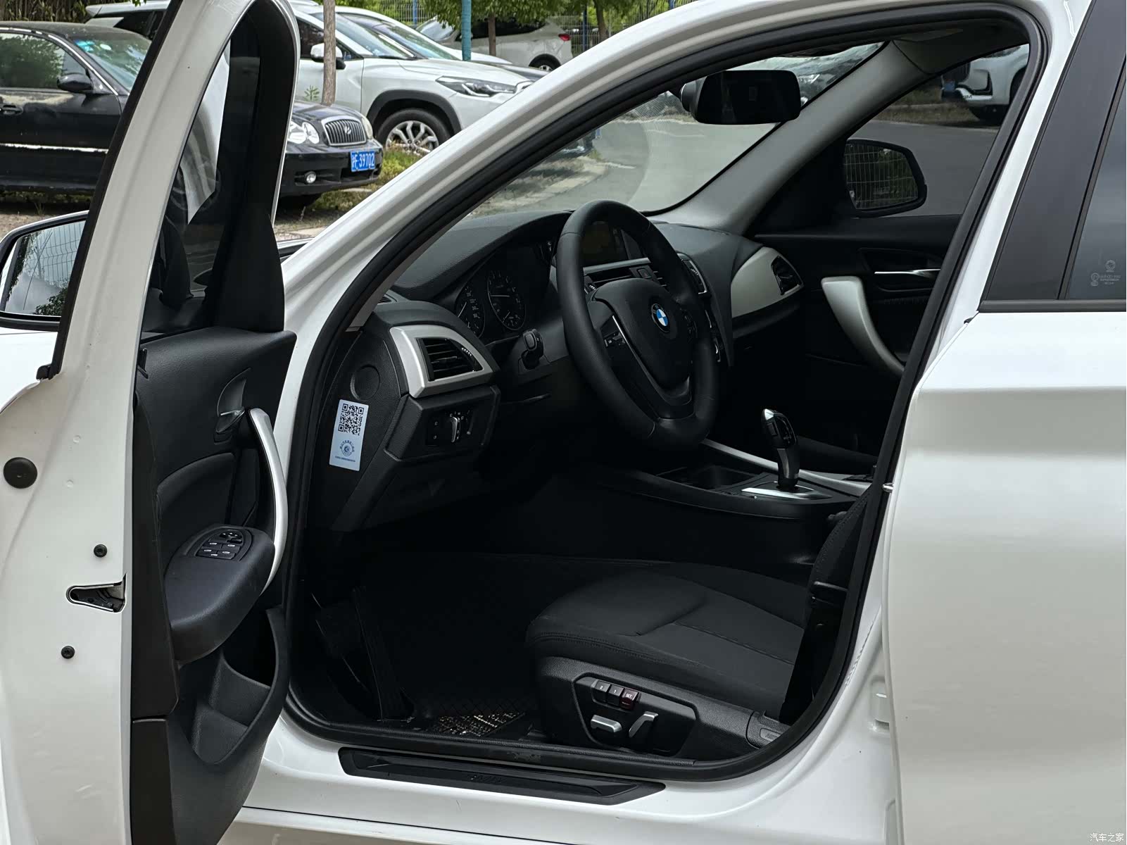 BMW 1 Series, 2016 все фото