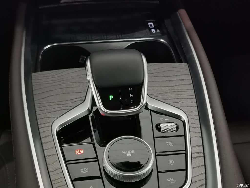 Chery Tiggo 8, 2024 13