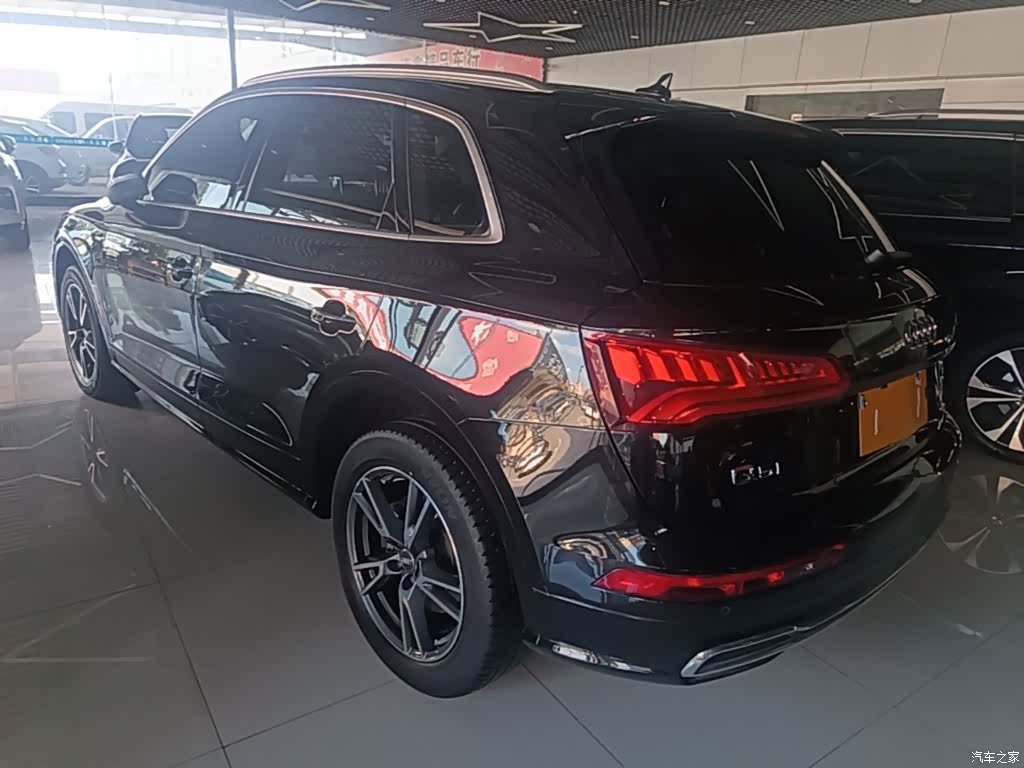 Audi Q5L, 2021 все фото