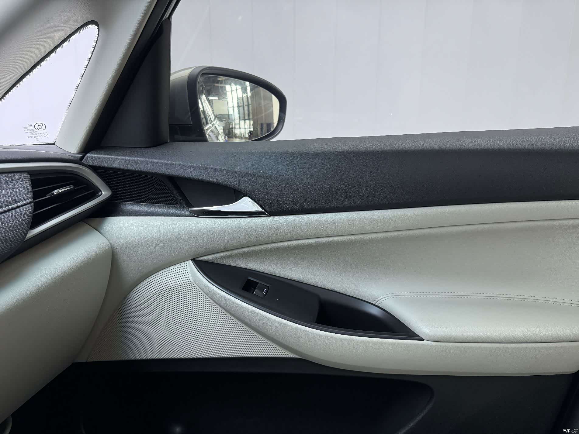 Buick GL6, 2019 20