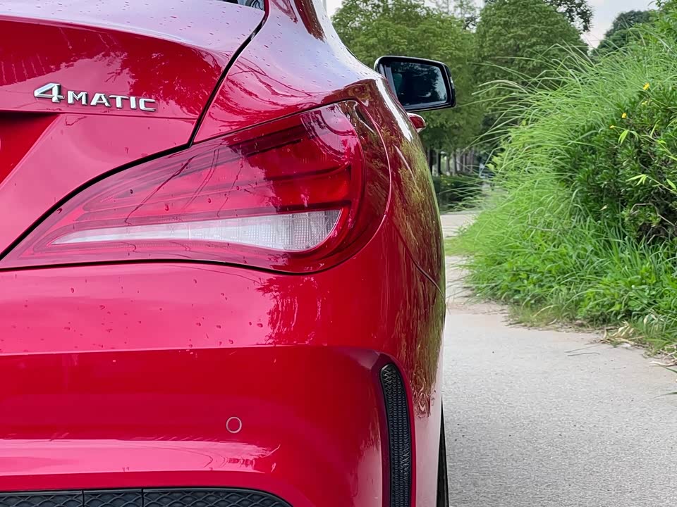 Mercedes-Benz CLA