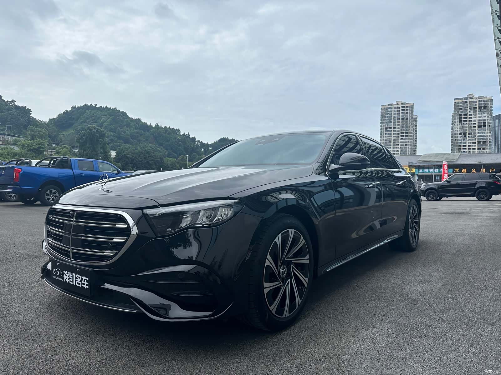 Mercedes-Benz E-Class, 2025 1