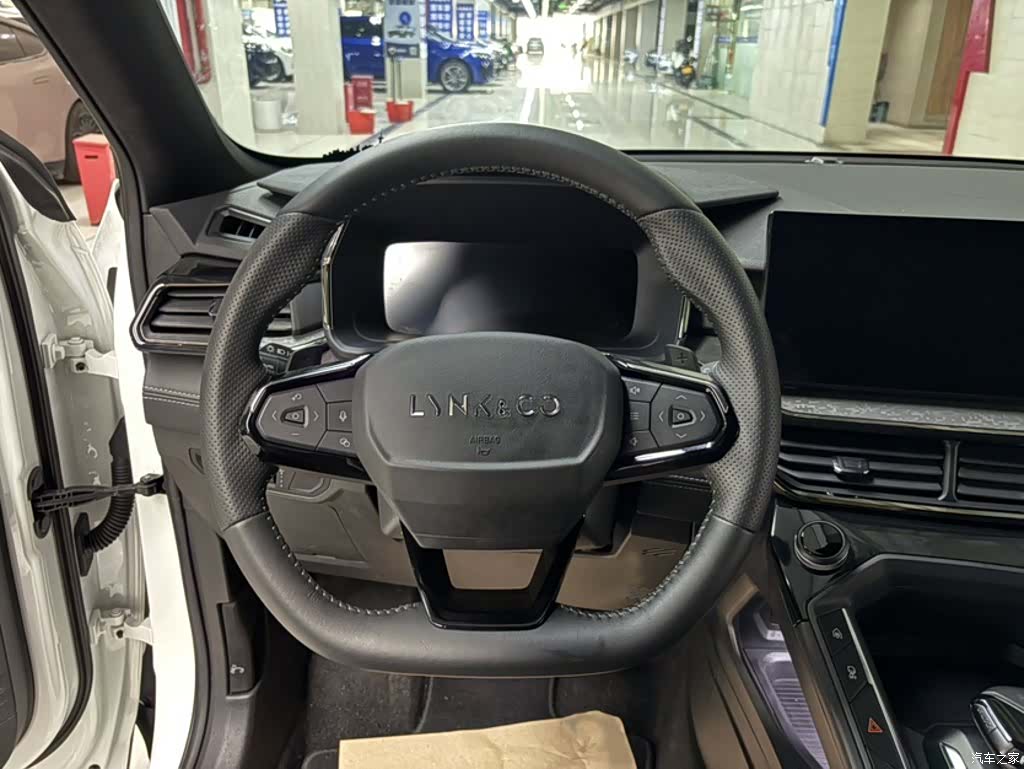 Lynk & Co 02, 2023 15