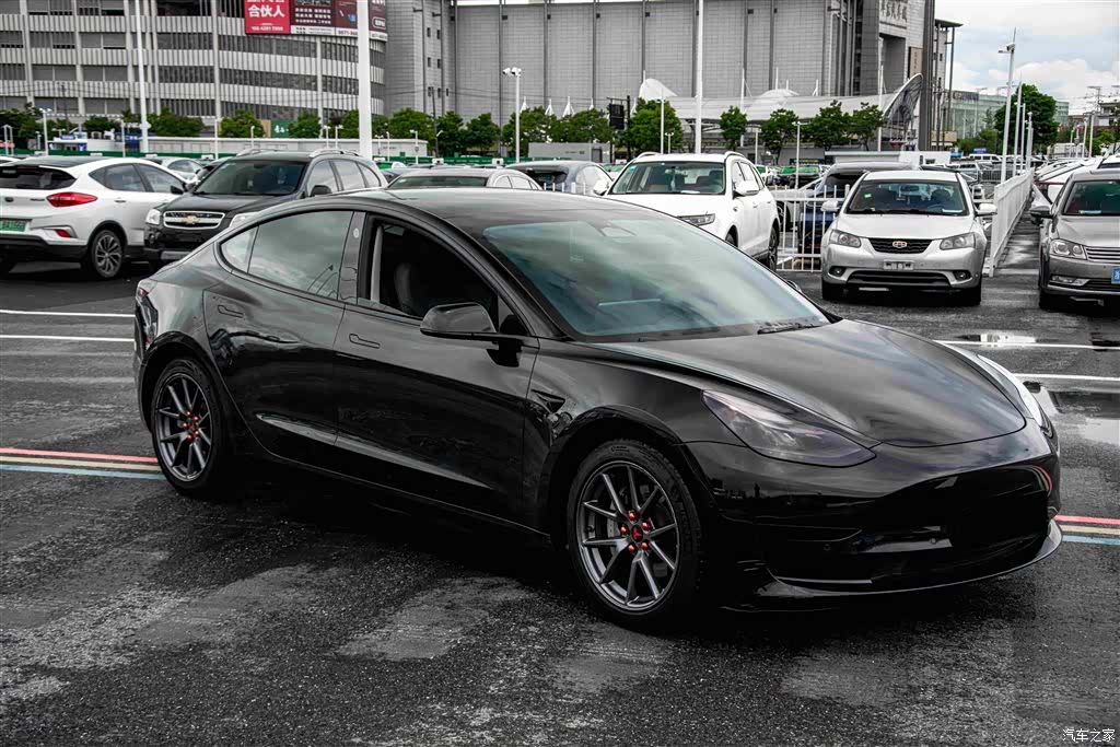 Tesla Model 3, 2022 3