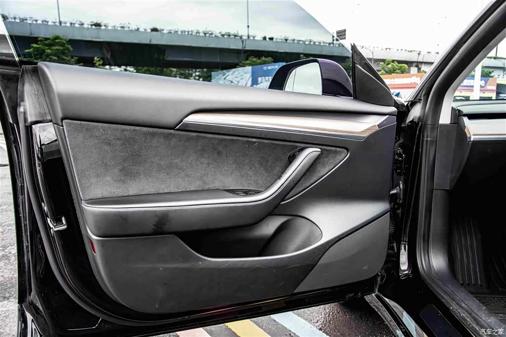 Tesla Model 3, 2022 12