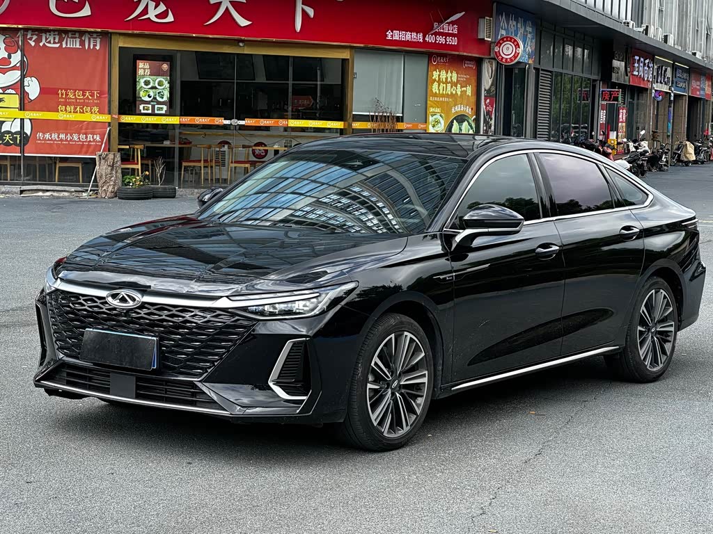 Chery Arrizo 8