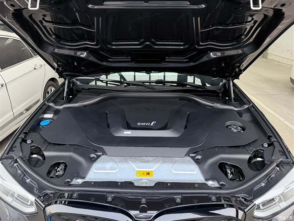BMW iX3, 2021 13