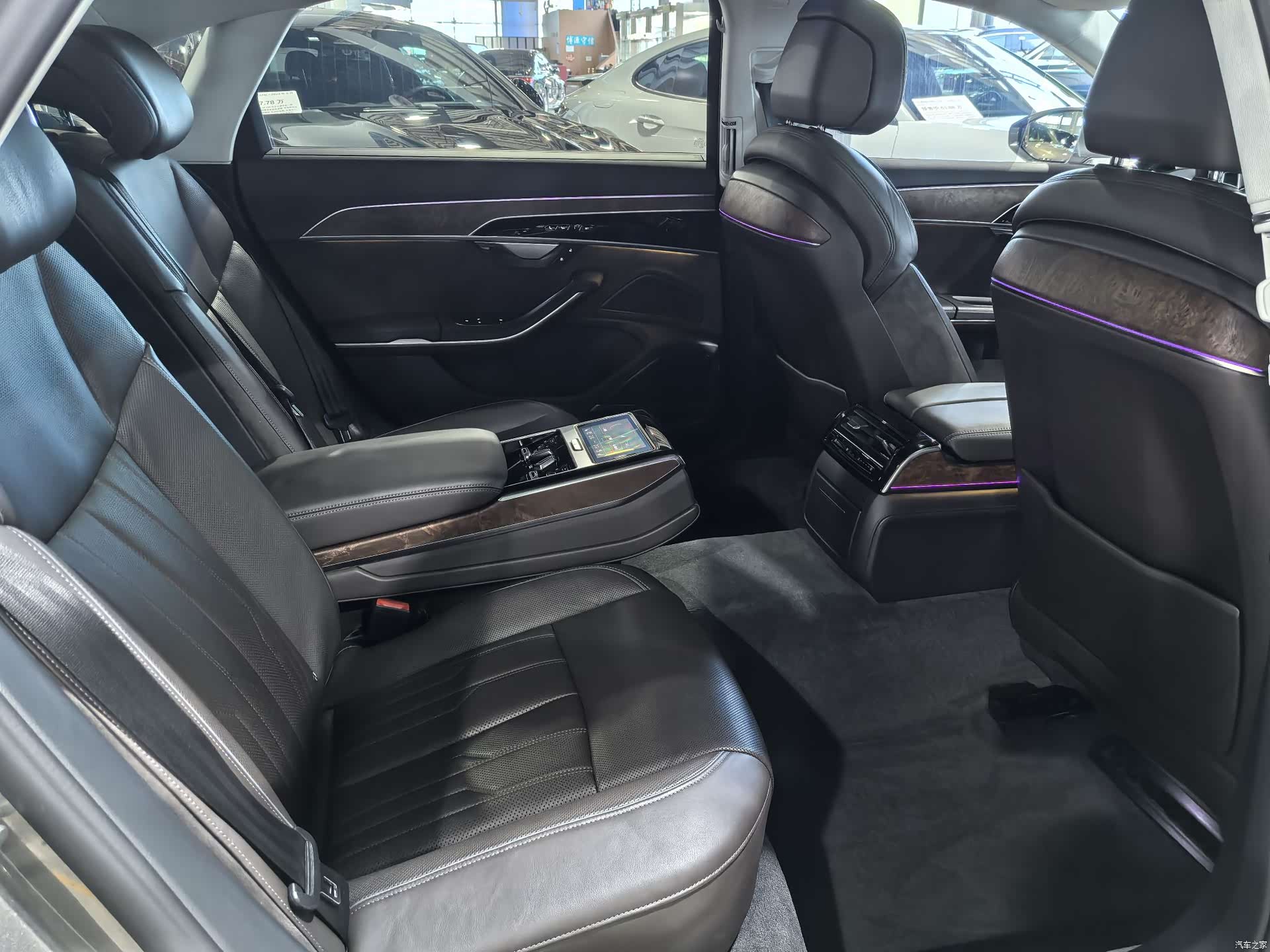 Audi A8L, 2018 13