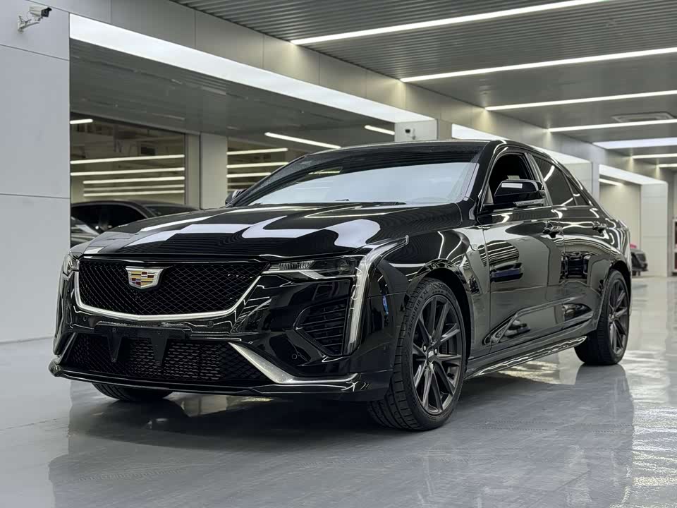 Cadillac CT4