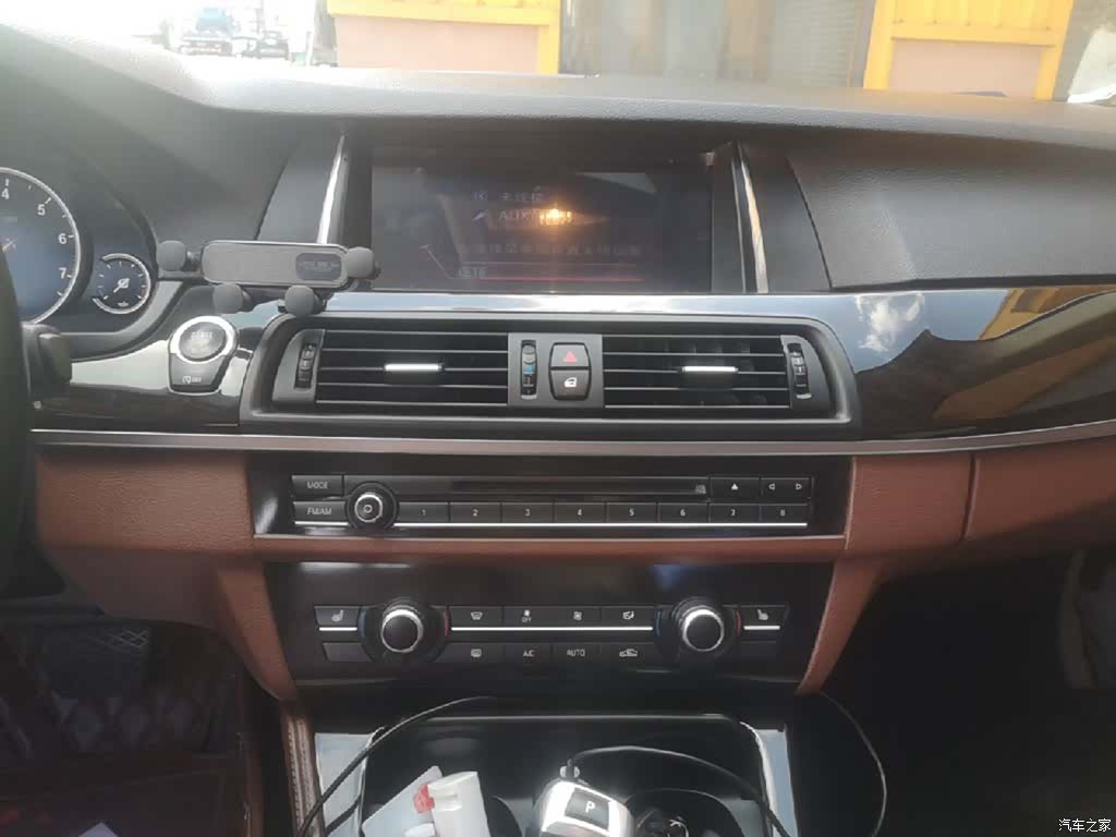 BMW 5 Series, 2015 13
