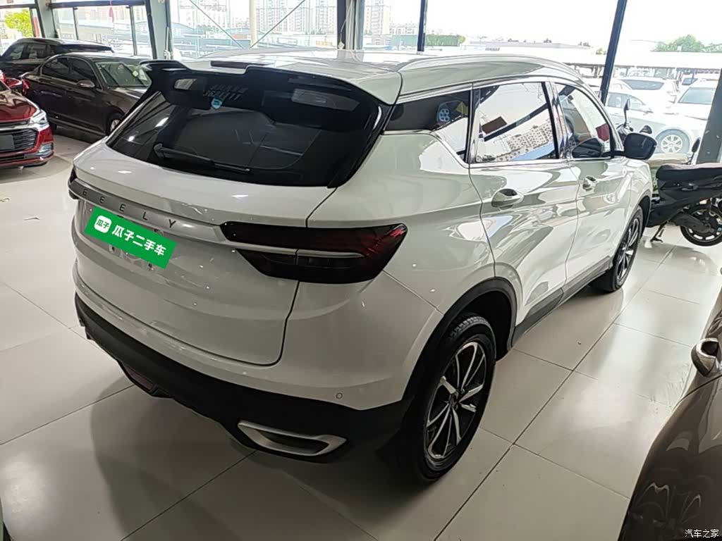 Geely Coolray, 2021 7