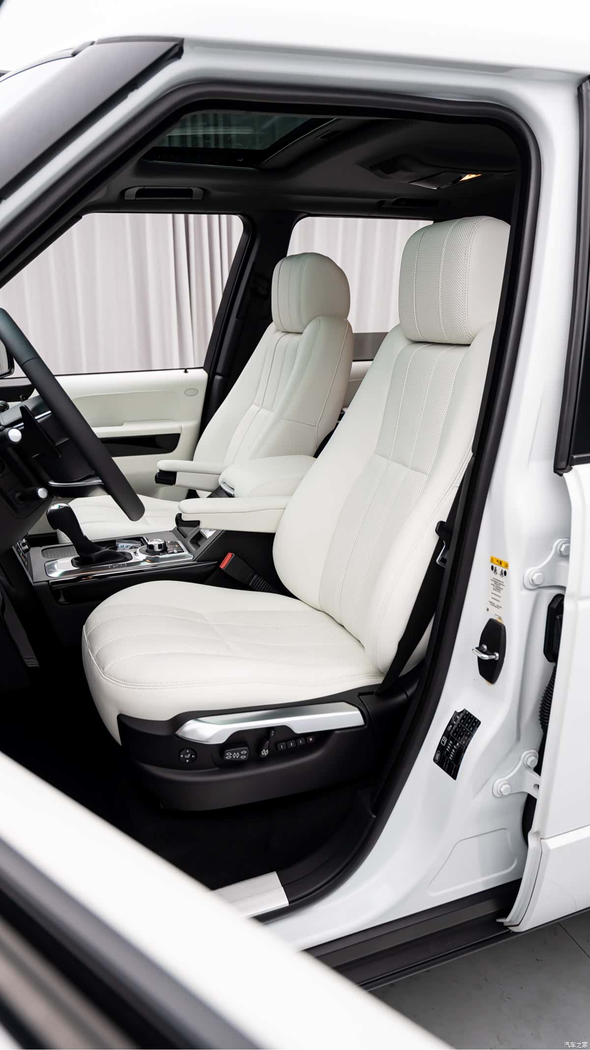 Land Rover Range Rover, 2012 12