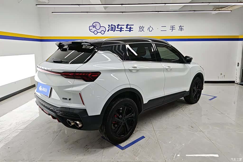 Geely Coolray, 2022 3