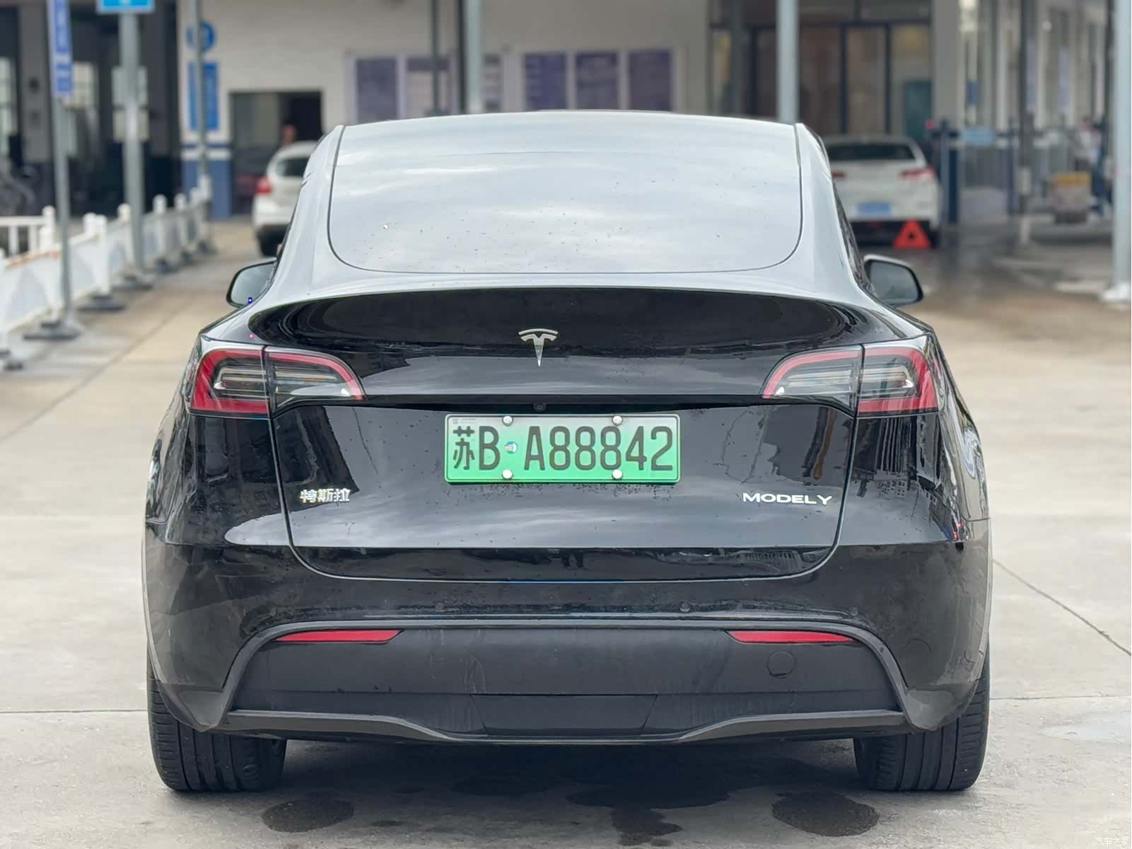 Tesla Model Y, 2021 9