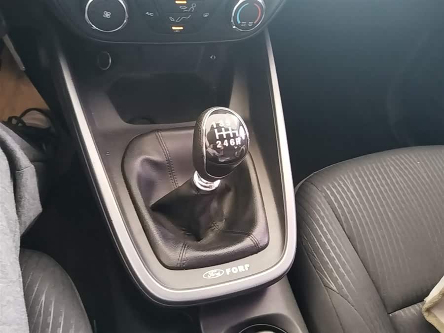 Ford Focus 2020, фото 14