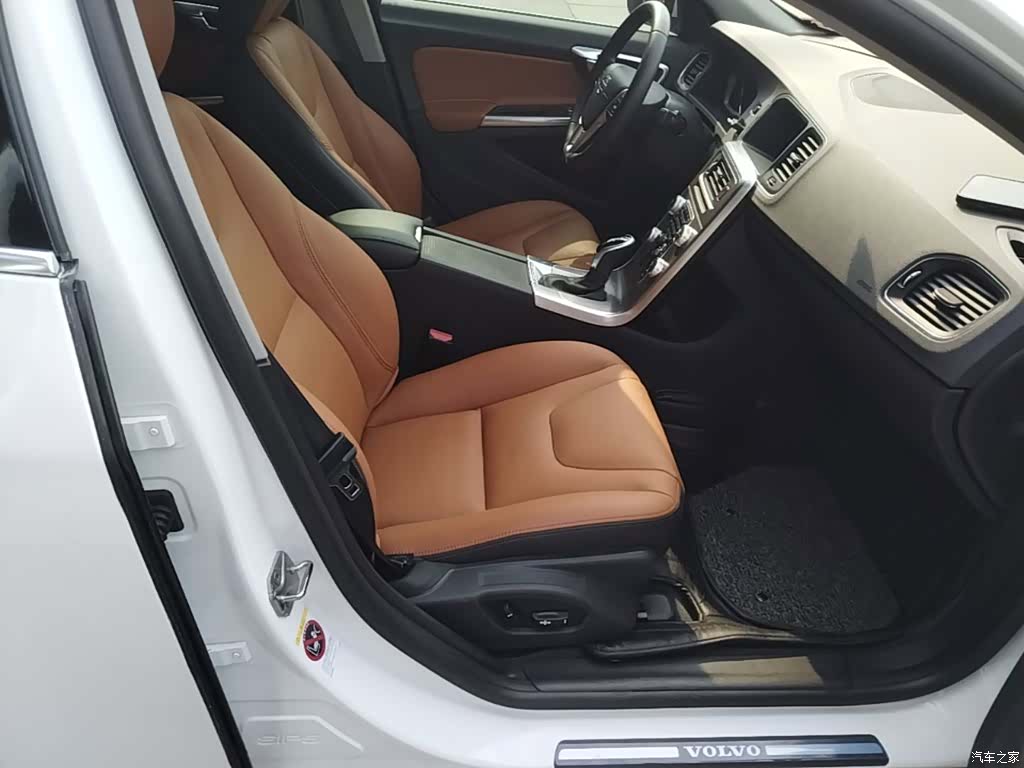 Volvo S60, 2017 25