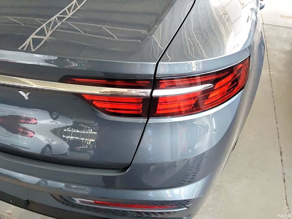 Geely Preface, 2022 8